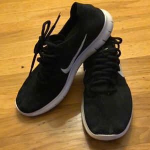 Nike Free Knit Sneakers